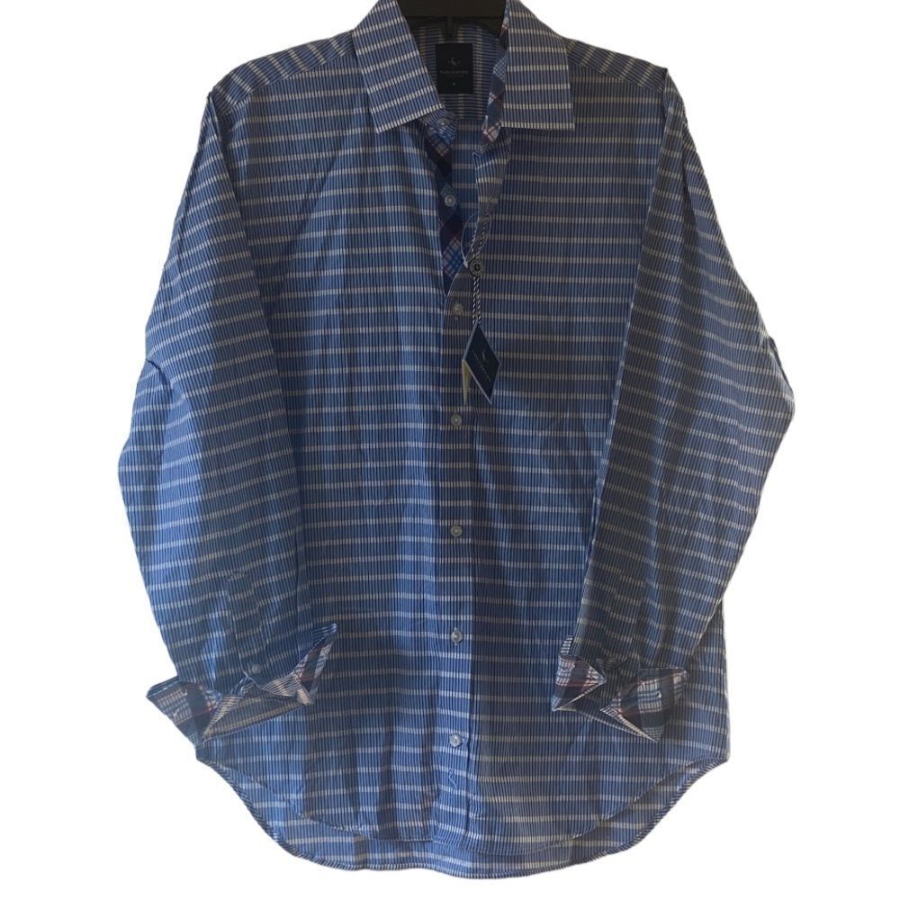 NWT Tailorbyrd Blue and White Button Front Men’s Shirt‎
